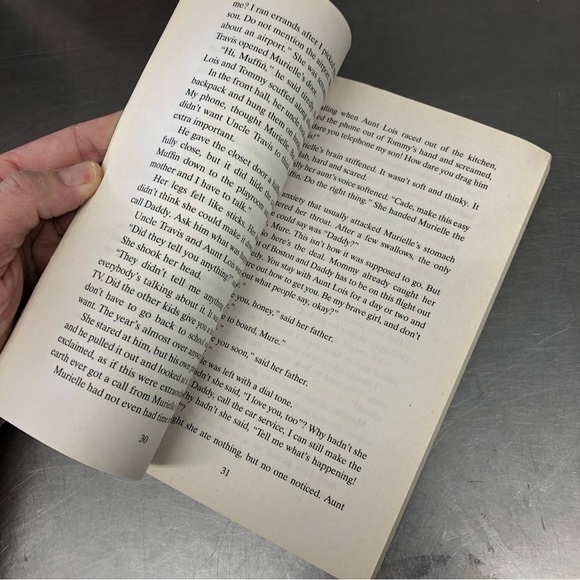 They Never Came Back by: Caroline B. Cooney, paperback book - Picture 4 of 5